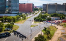 Tensions dans le sud du Brésil: la caravane de Lula touchée par des tirs