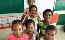 Des sashimis pour du matériel pour les élèves de Kauehi