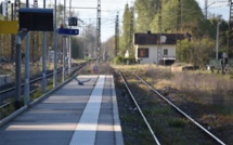 Grève à la SNCF: mobilisation en baisse mais trafic toujours perturbé