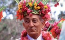 De Flosse à Temaru : l’ancien ministre Bernard Pons livre ses souvenirs