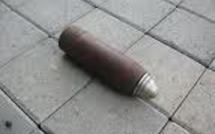 Des touristes achètent un obus aux Puces... et retardent l'Eurostar