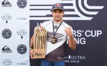 Surf Pro - Cup of Surfing : Michel Bourez gagne avec le " team World "