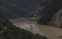 Un géant qui fuit: la plus grande centrale hydroélectrique de Colombie en crise