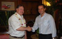 Le Président du Pays et le Ministre du tourisme ont fait un point avec la Pacific Beachcomber SC.