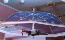 Japon: marchez toujours à l'ombre grâce au drône-parasol