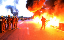 Les agriculteurs démarrent le blocage de raffineries et dépôts de carburants