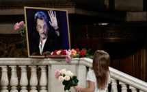 Ses fans n'oublient pas Johnny Hallyday pour "ses 75 ans"
