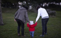 Adoption: en Seine-maritime, des soupçons de discrimination envers les homosexuels