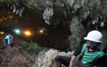 Enfants bloqués dans une grotte en Thaïlande: Américains et Britanniques en renfort