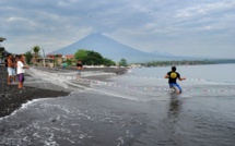 Indonésie: vols annulés à Bali après l'éruption d'un volcan