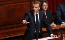 Macron au Congrès, "l'an II": Jeu de Paume, contre-tweets et flèches décochées