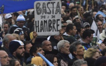 Argentine: des dizaines de milliers de personnes manifestent contre la rigueur et le FMI