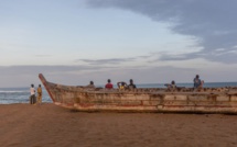 Au Togo, la mer avance et les communautés de pêcheurs doivent quitter les rivages
