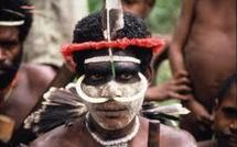 Les premiers Papous, rois de la colonisation dans les Hauts Plateaux