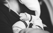 En Inde, des femmes en lutte pour briser le tabou de l'allaitement en public