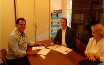 Rencontre entre le Ministre de l’éducation et le Consul Général de Nouvelle-Zélande à la Présidence.