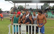 «Taurea street party : animations inter quartiers au stade du collège de Mahina»