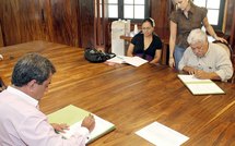 Mobilisation pour fournir de l’eau  aux habitants de Hikueru, Marokau et Ravahere