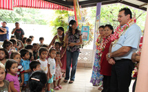 Le ministre de l'Education en visite dans les écoles privées de Papeete