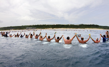 Porta del Sol: les surfeurs rendent hommage à Andy Irons