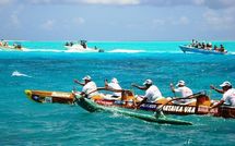 Hawaiki Nui Va'a 2010, c'est parti!  pesée des Va'a et cérémonie d'ouverture.