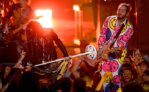 Un avion transportant le rappeur américain Post Malone atterrit en urgence