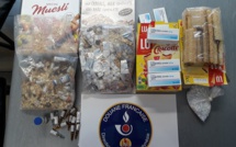 66 ampoules injectables de stéroïdes et 1346 cachets d'anabolisants saisis par la douane