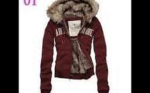 Des articles en peaux de chat et chien en vente sur l'internet en Chine