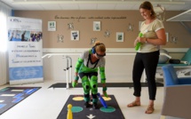 Dans un Ehpad de Bordeaux, le personnel se glisse dans la peau des résidents