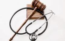 Condamnation d'un médecin finlandais téteur de sein