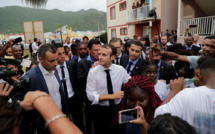 "L'Etat est là": Macron s'efforce de rassurer Saint-Martin, un an après Irma