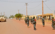 Mali: une vingtaine de civils touareg tués près de la frontière nigérienne