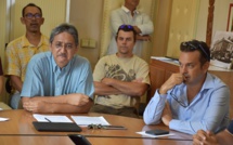 Maintien de Deane comme 1er adjoint : une "erreur politique" pour Schyle