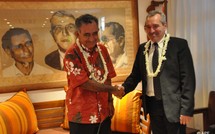 Oscar Temaru a accueilli le nouveau haut-commissaire M. Richard Didier à l'assemblée