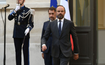 En quête d'un "second souffle", Macron remanie largement le gouvernement