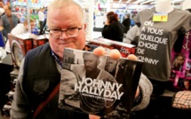 Sortie de l'album posthume de Johnny, les fans retrouvent leur idole