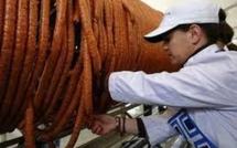 L'Italie vole à la Roumanie le record de la plus longue saucisse: 600 mètres