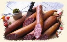 Il se casse une dent en mangeant une saucisse : 4.700 euros d'indemnité