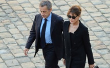 Carla Bruni rejoint Nicolas Sarkozy au musée Grévin