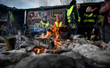 Au lendemain de l'attaque de Strasbourg, la détermination intacte de "gilets jaunes"
