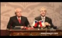 Le président tchèque craque pour un stylo et fait un tabac sur Youtube