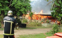 Incendie d'une maison à Huahine