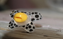 Femmes enceintes, ne léchez pas la cuillère ou la tétine de votre enfant