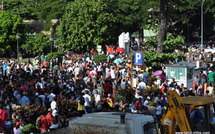 Environ 5 000 personnes ont répondu à l'appel des syndicats 