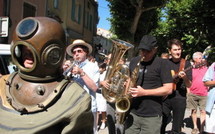 Un maire sollicite Liliane Bettencourt et Bill Gates pour sauver son hôpital