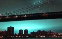 Lumières bleues et rumeurs d'extra-terrestres au-dessus de New York