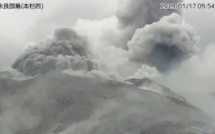 Japon: éruption d'un volcan sur une petite île du sud-ouest
