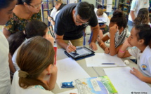 Munoz fait découvrir le dessin de presse à une classe de 3ème