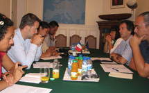 Jacky BRYANT ministre de l'environnement, de l'énergie et des mines en mission en métropole