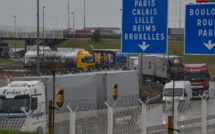 Brexit: troisième jour de grève du zèle des douaniers, bientôt reçus par Darmanin
